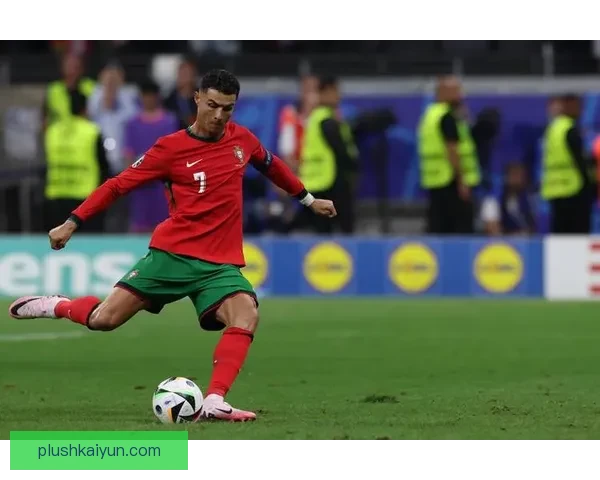 C罗边锋到中锋转型后表现稳健，迎来职业生涯新阶段阶段。