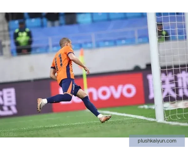 Son 左右脚均衡射门技术持续提升，展现出强大的进攻威胁